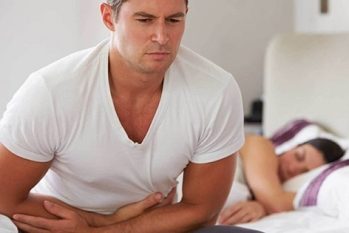 Cẩn trọng với dấu hiệu đi tiểu buốt có mủ trắng