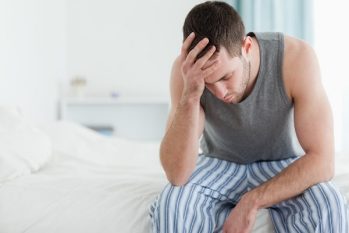 “Cậu nhỏ” cương yếu: Nguyên nhân, cách nhận biết và phương pháp xử lý