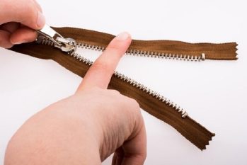 Khi nào cần chỉnh dây hãm bao quy đầu và lợi ích là gì?